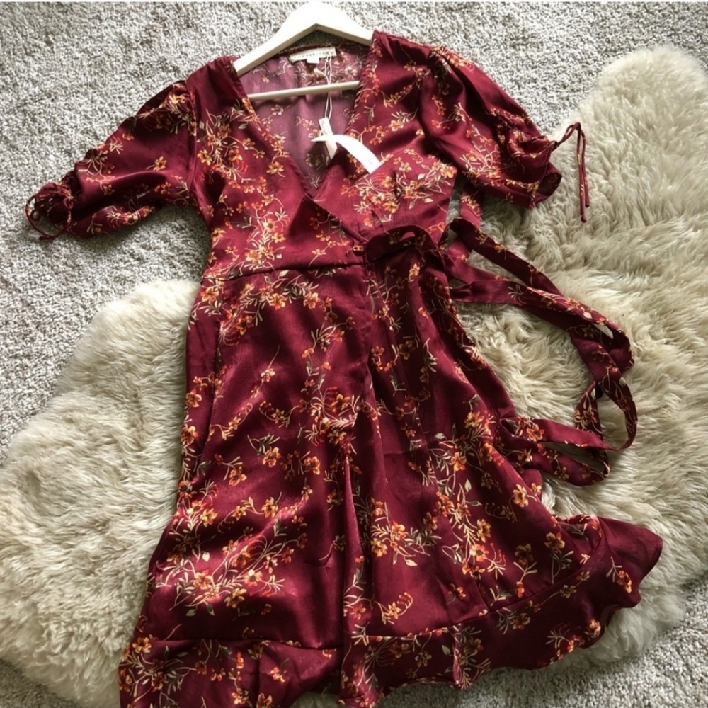 Lovestitch Botanica Floral Wrap Dress Women's Size Small - Picture 4 of 9